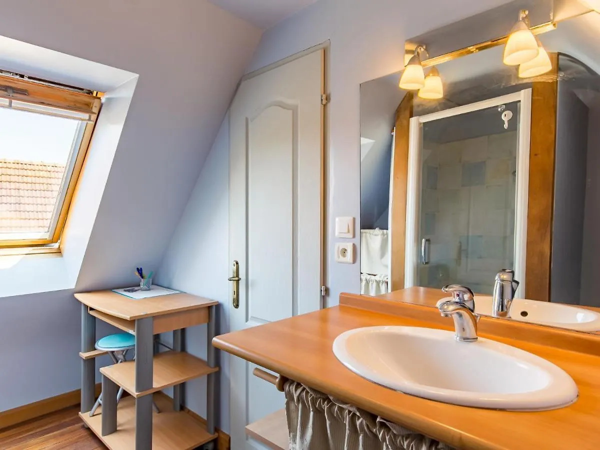 Holiday Home L'Hirondelle By Interhome Kermerchou
